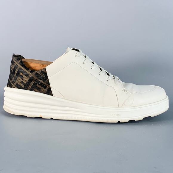 FENDI ZUCCA Size 11 Zucca White Brown Canvas Monogram Low Top Sneakers - Picture 2 of 9